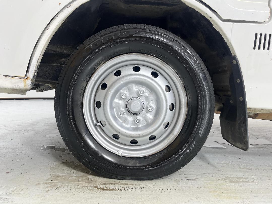 Photo '10' of Mazda Bongo Photo '10' of Mazda Bongo