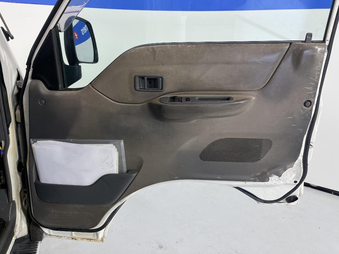 Photo '14' of Mazda Bongo Photo '14' of Mazda Bongo