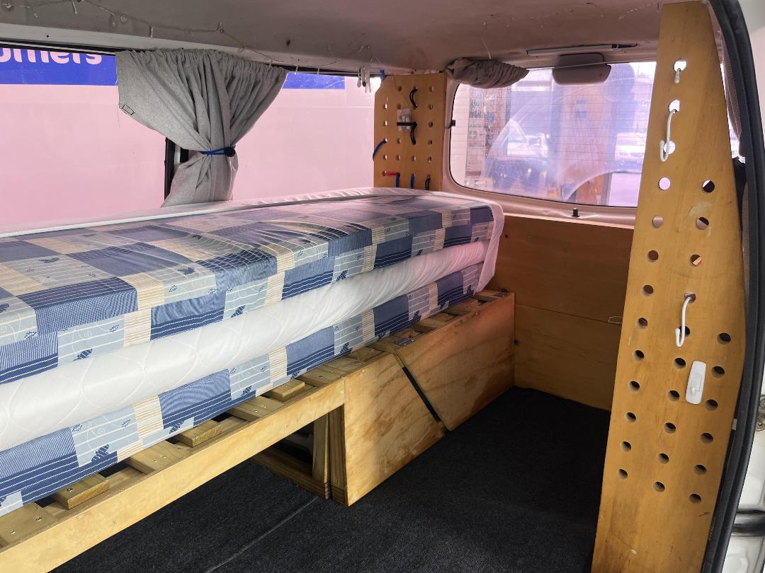 Photo '25' of Mazda Bongo Photo '25' of Mazda Bongo