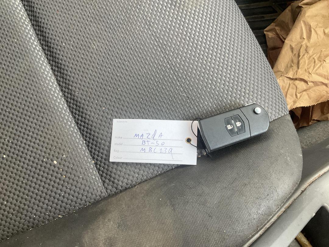 Photo '19' of Mazda Bt-50 D/CAB W/S SDX AB Photo '19' of Mazda Bt-50 D/CAB W/S SDX AB