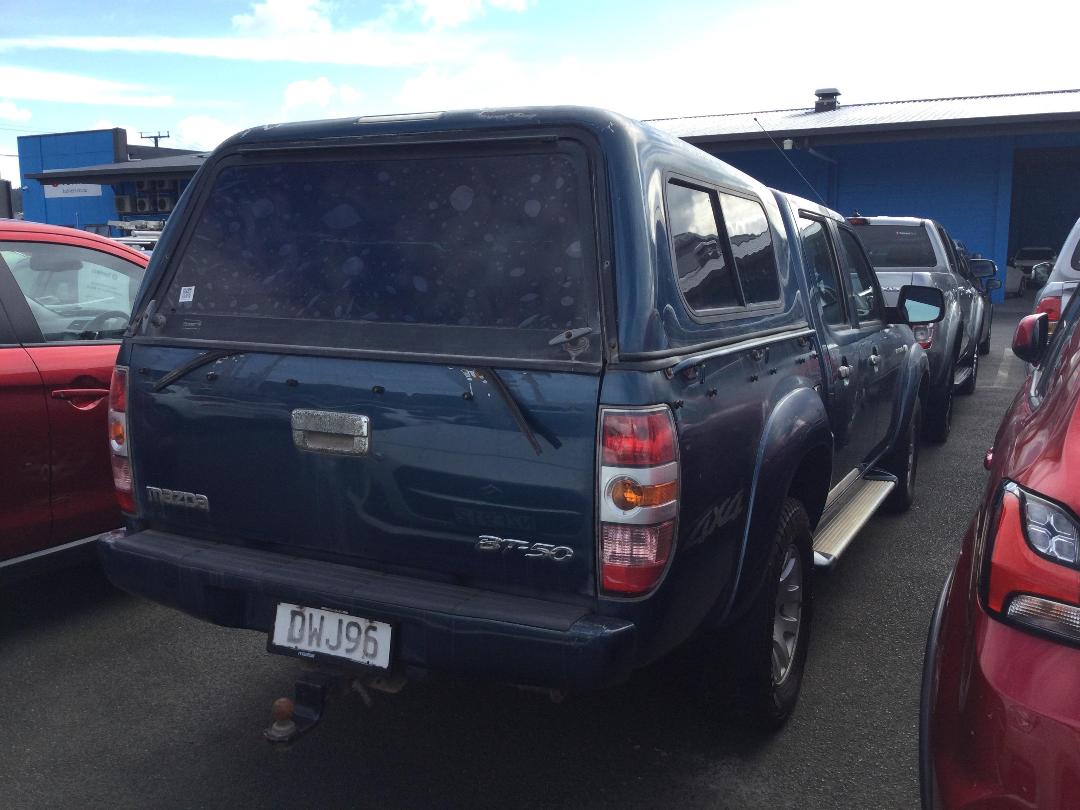 Photo '4' of Mazda Bt-50 D/CAB W/S SDX AB Photo '4' of Mazda Bt-50 D/CAB W/S SDX AB