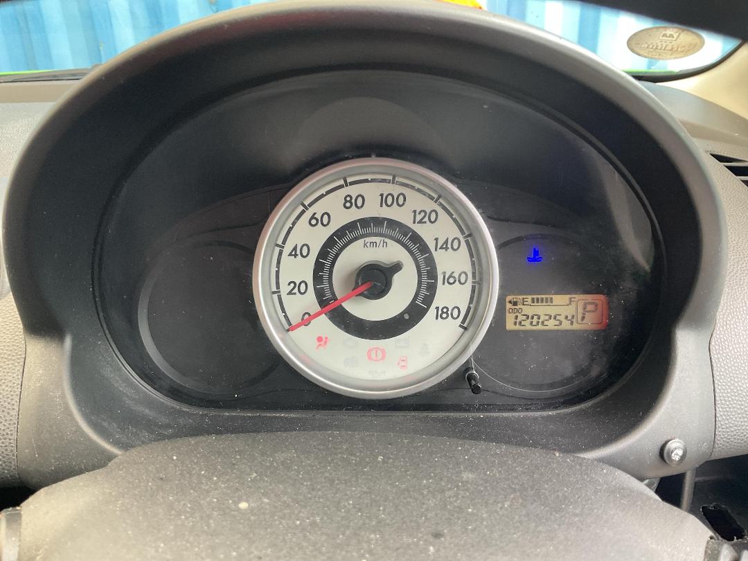 Photo '9' of Mazda Demio Photo '9' of Mazda Demio