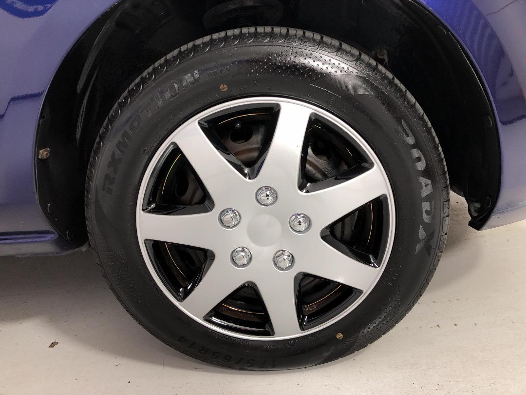 Photo '9' of Mazda Demio Photo '9' of Mazda Demio