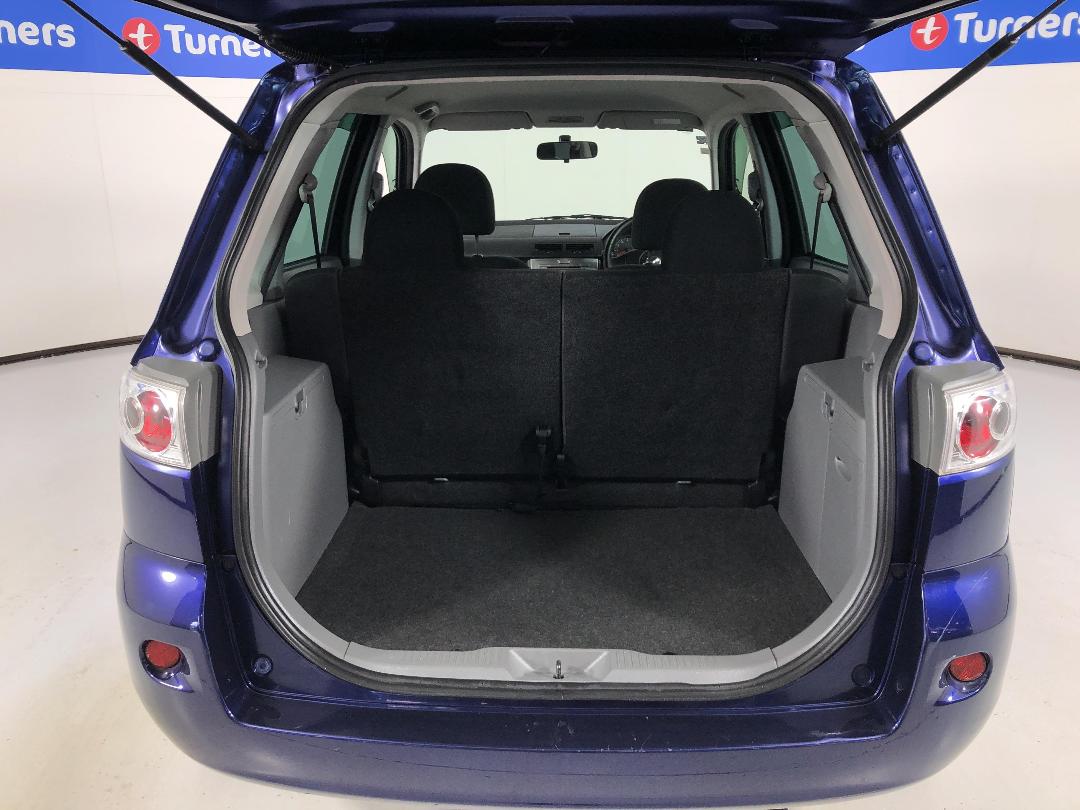 Photo '14' of Mazda Demio Photo '14' of Mazda Demio