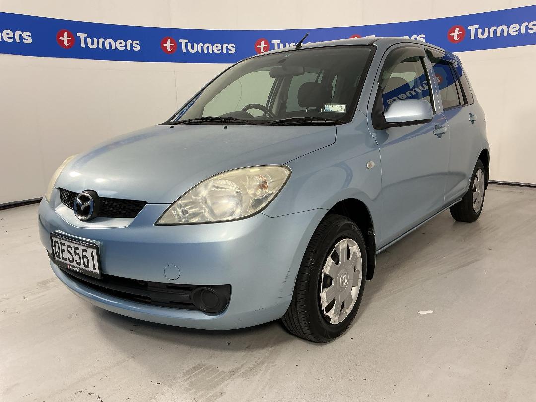 Photo '4' of Mazda Demio Photo '4' of Mazda Demio