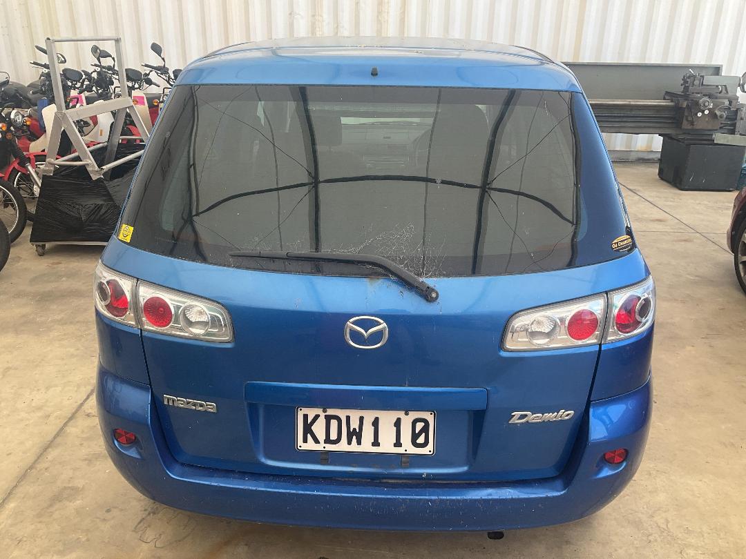 Photo '5' of Mazda Demio