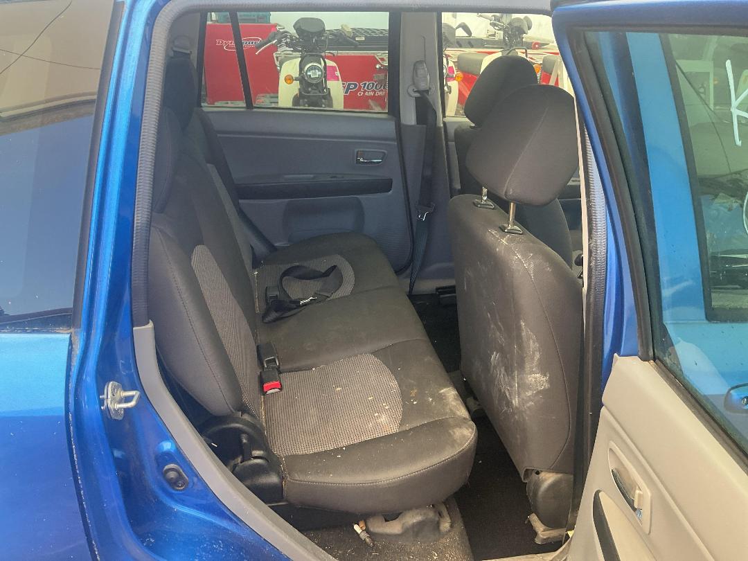 Photo '10' of Mazda Demio