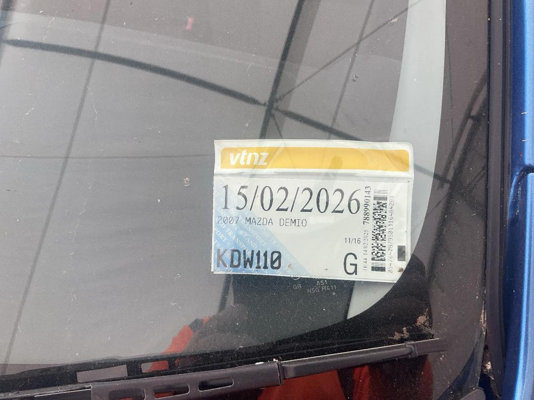 Photo '13' of Mazda Demio