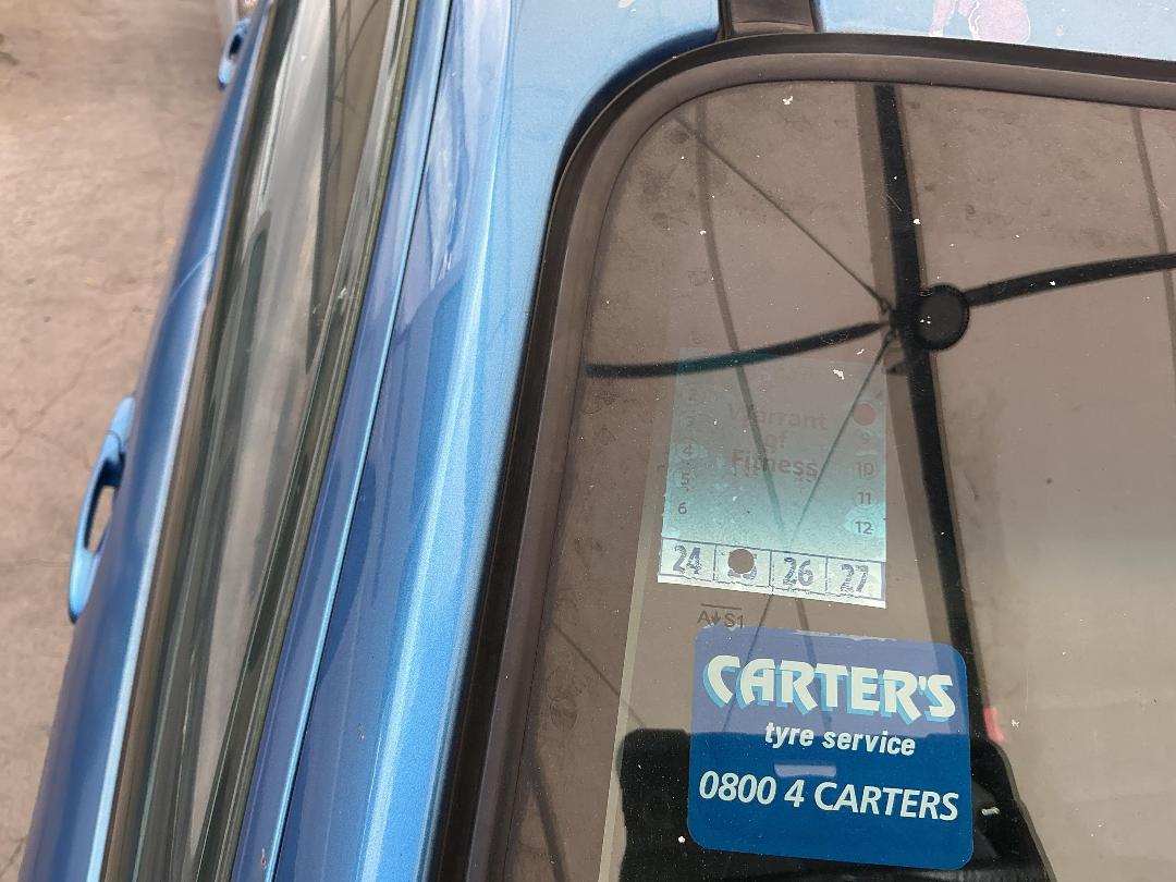 Photo '16' of Mazda Demio 1300