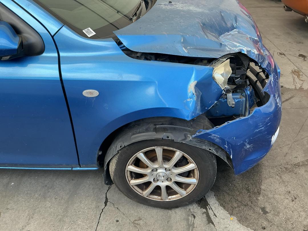 Photo '19' of Mazda Demio 1300