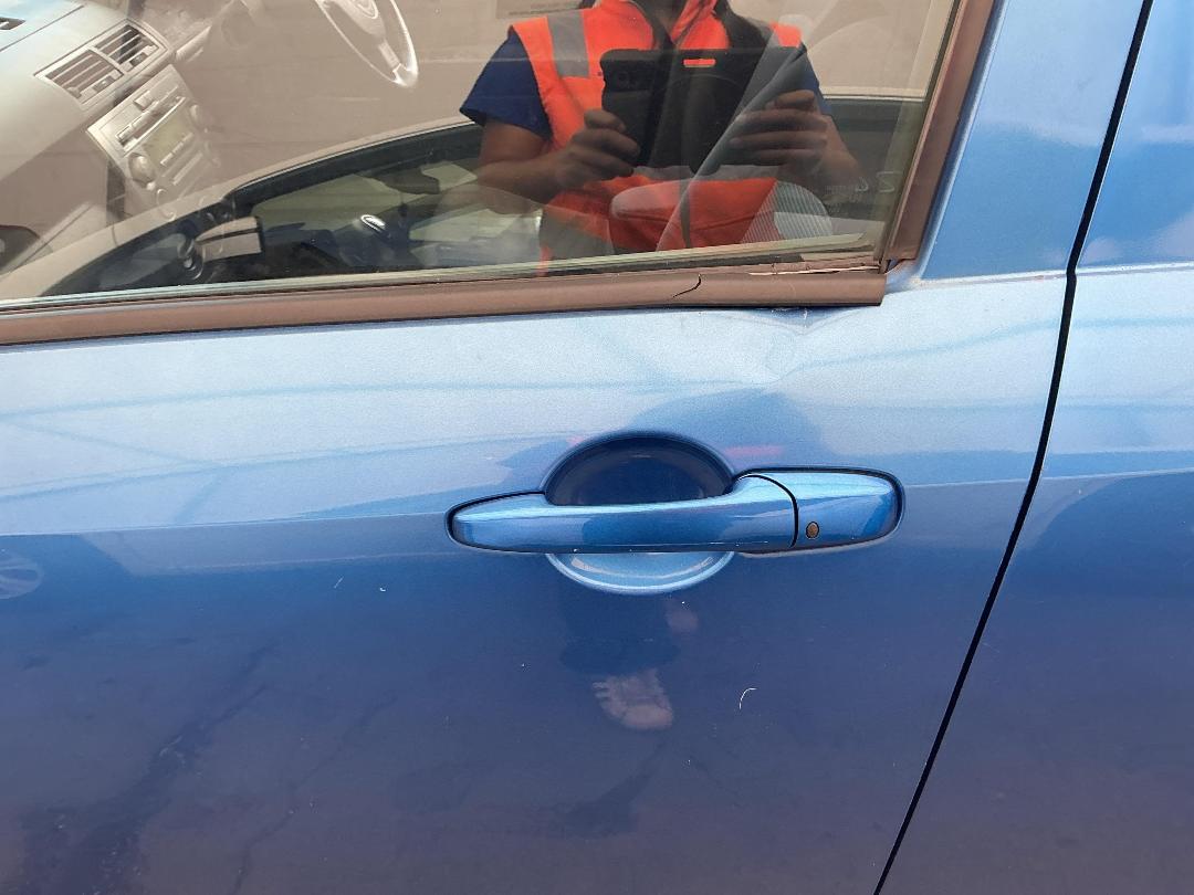 Photo '24' of Mazda Demio 1300