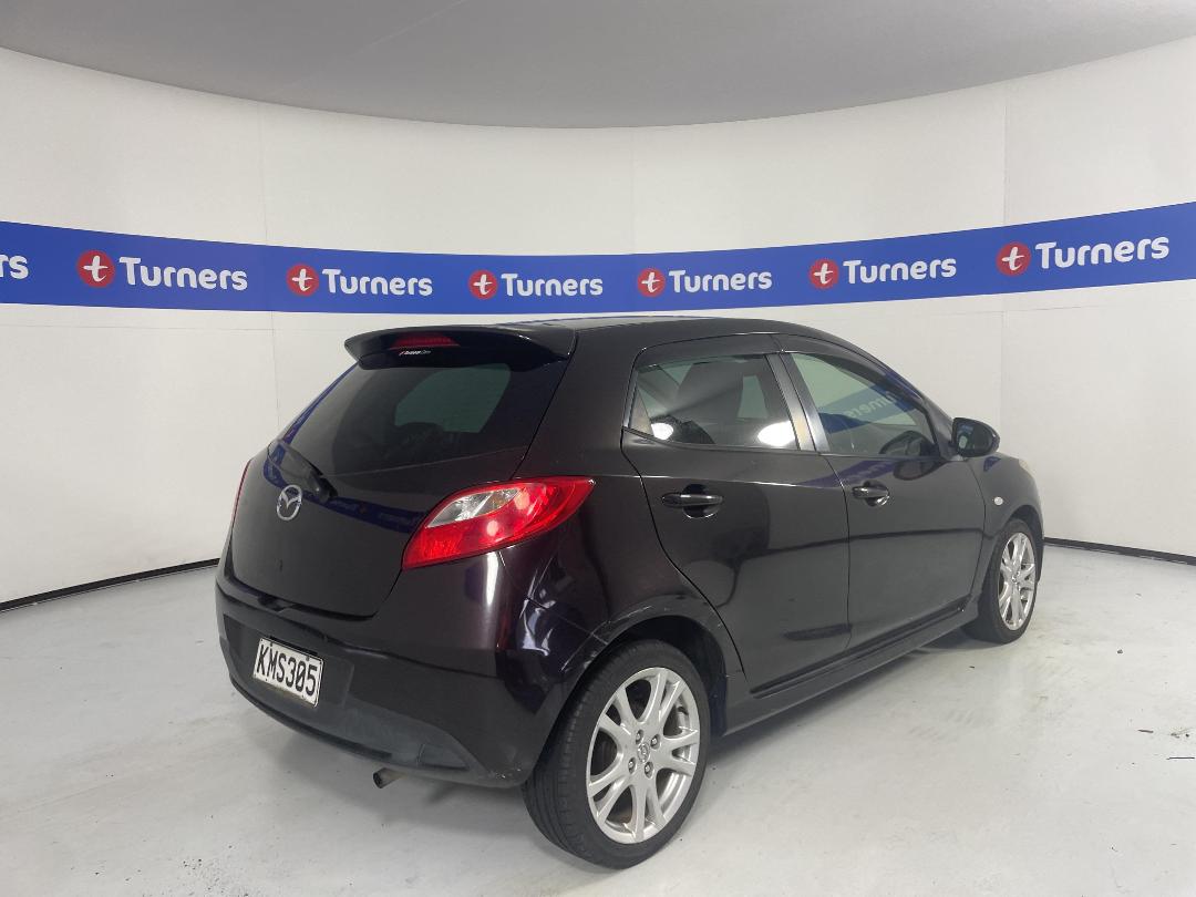 Photo '7' of Mazda Demio