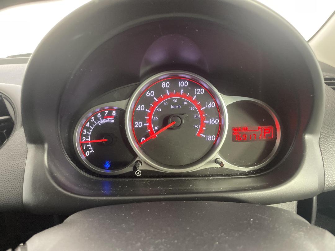 Photo '21' of Mazda Demio