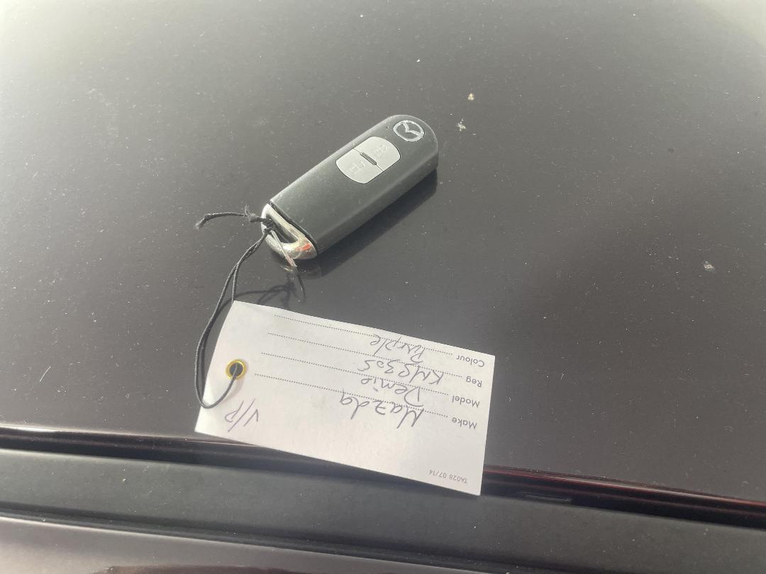 Photo '22' of Mazda Demio