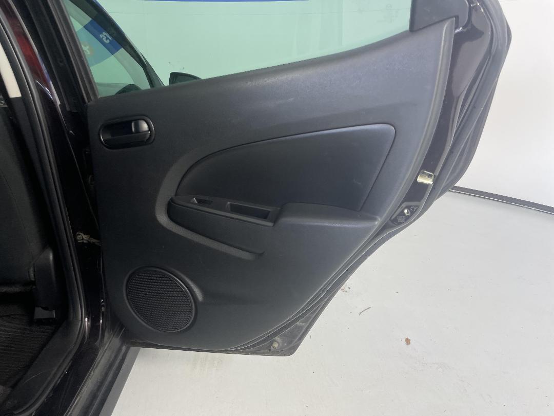 Photo '19' of Mazda Demio