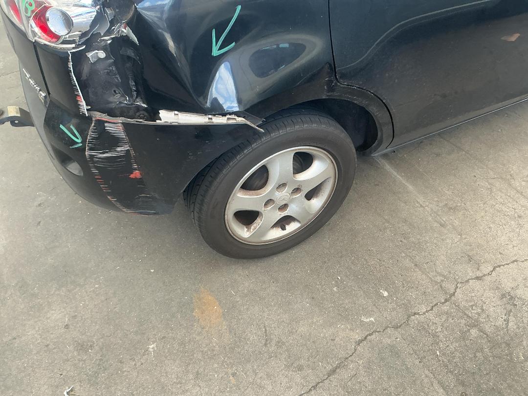 Photo '13' of Mazda Demio Photo '13' of Mazda Demio