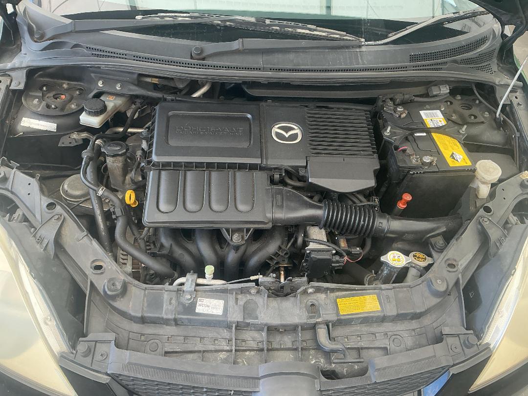 Photo '16' of Mazda Demio Photo '16' of Mazda Demio