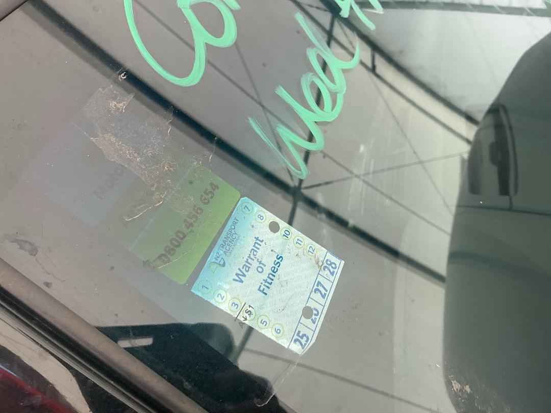 Photo '24' of Mazda Demio Photo '24' of Mazda Demio