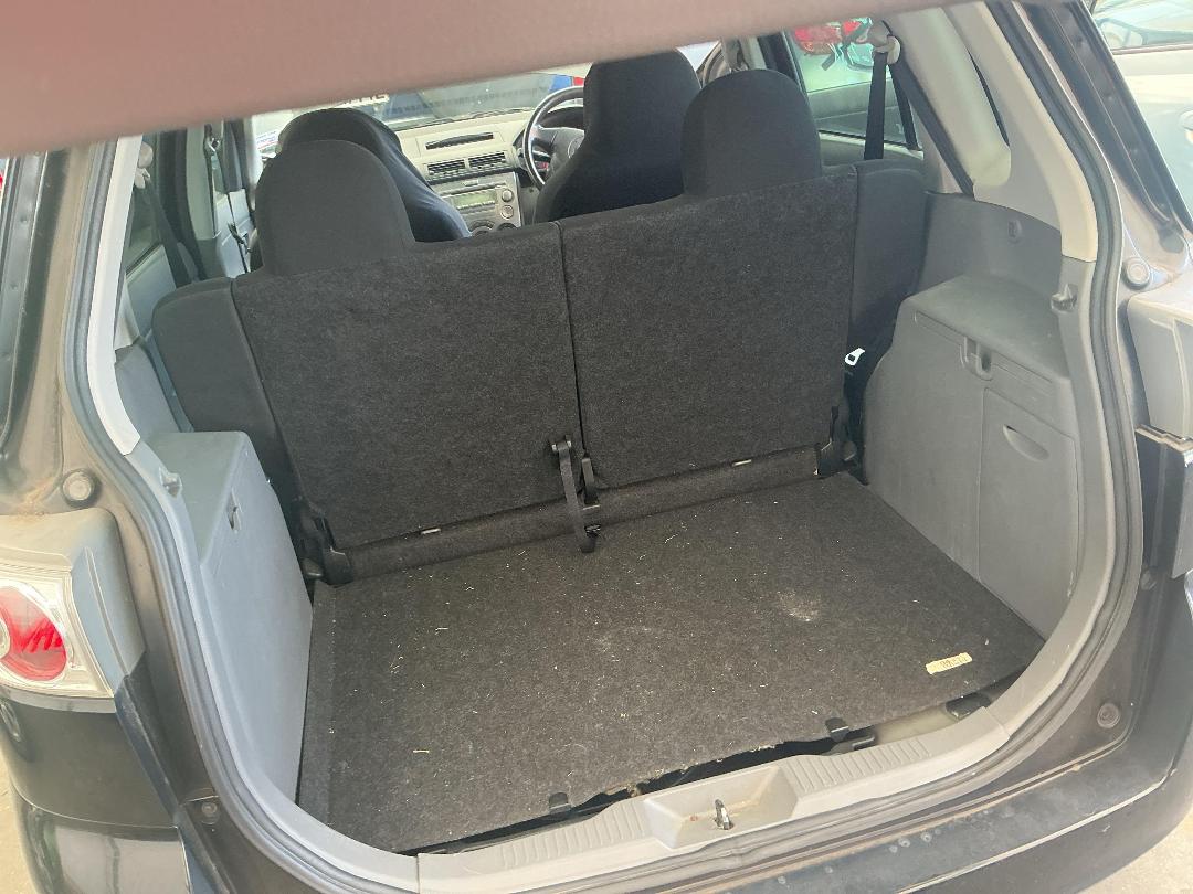 Photo '23' of Mazda Demio Photo '23' of Mazda Demio