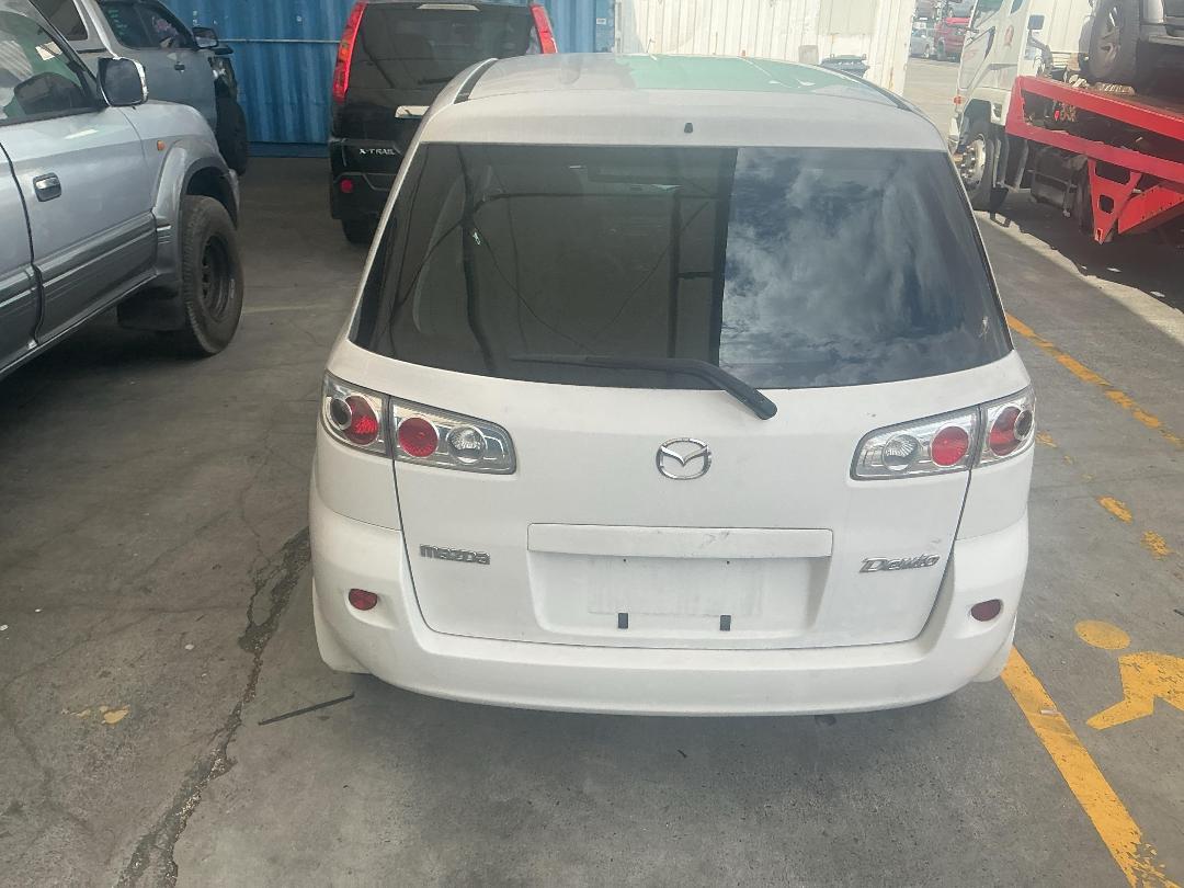 Photo '10' of Mazda Demio