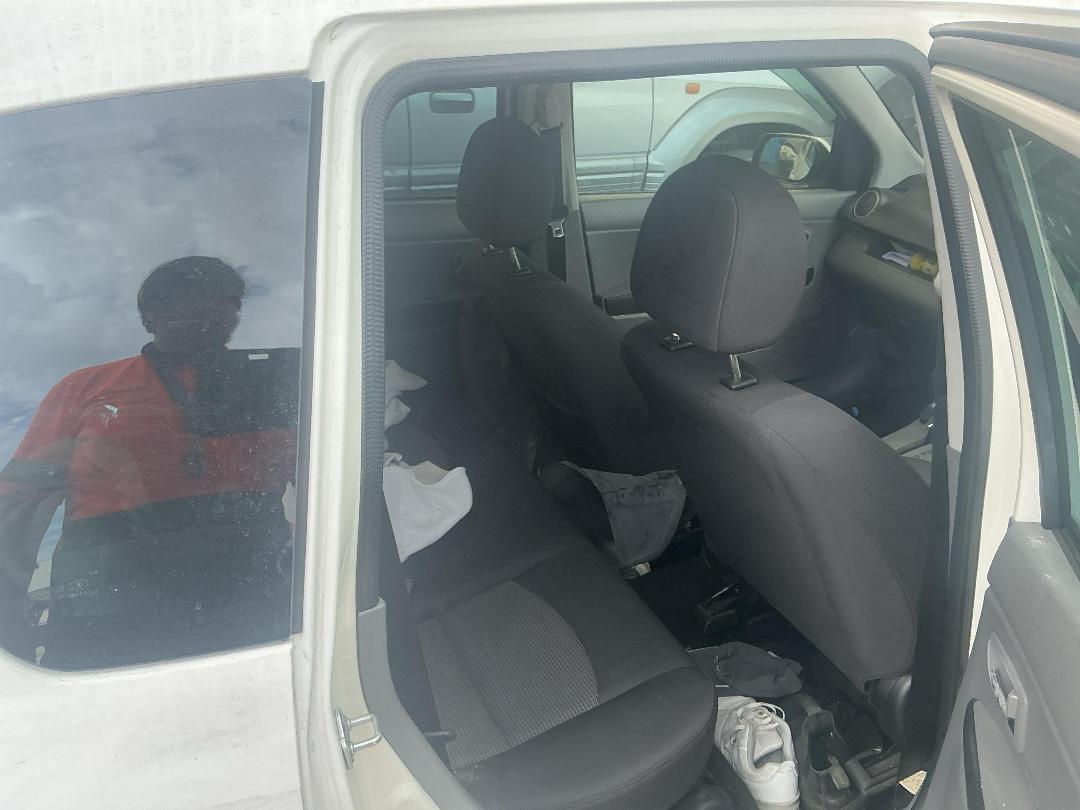 Photo '19' of Mazda Demio