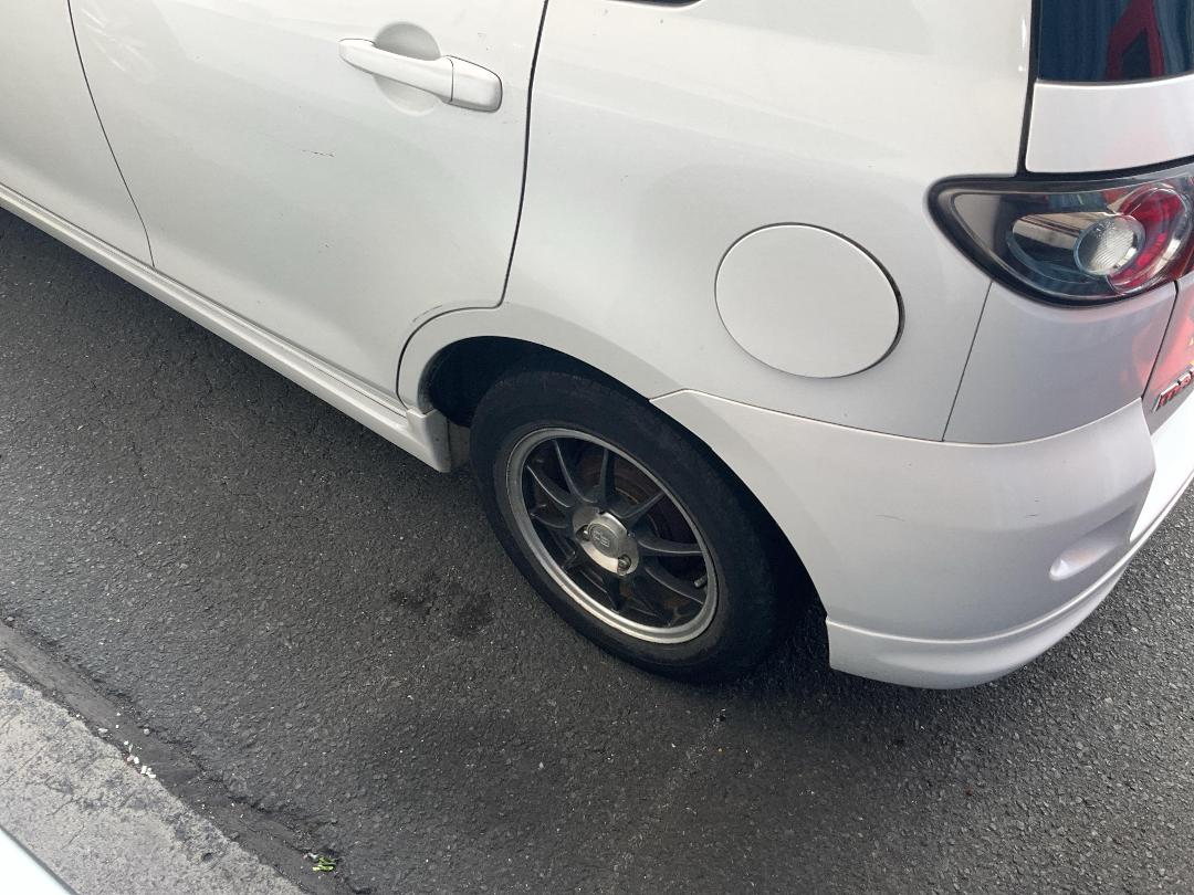 Photo '7' of Mazda Demio Photo '7' of Mazda Demio