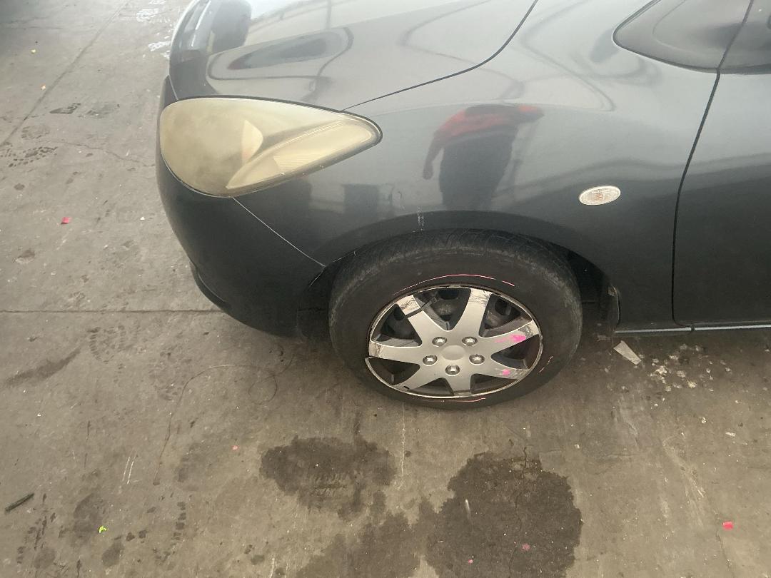 Photo '6' of Mazda Demio Photo '6' of Mazda Demio