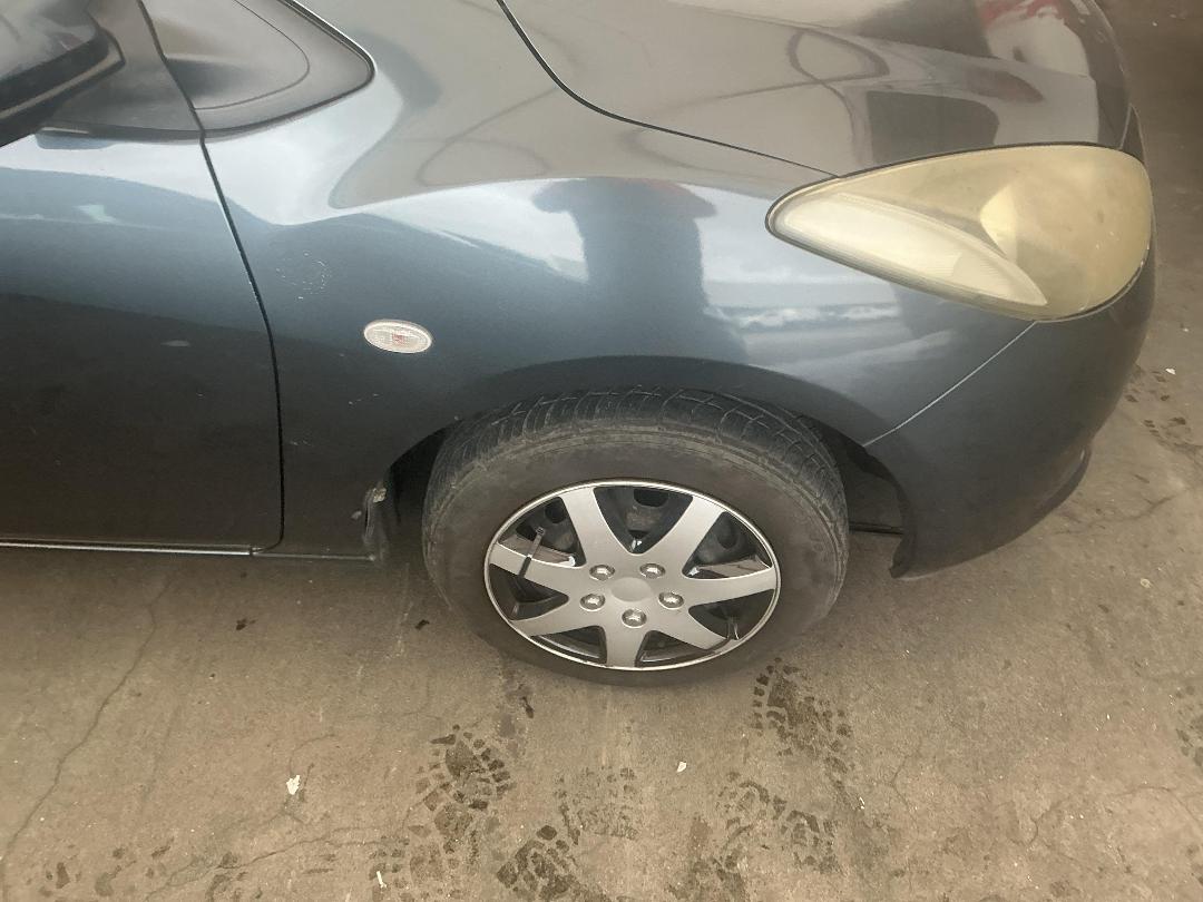 Photo '2' of Mazda Demio Photo '2' of Mazda Demio