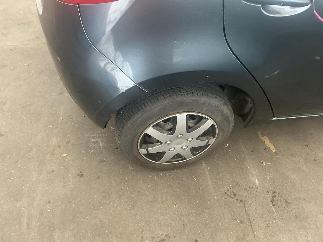 Photo '11' of Mazda Demio Photo '11' of Mazda Demio