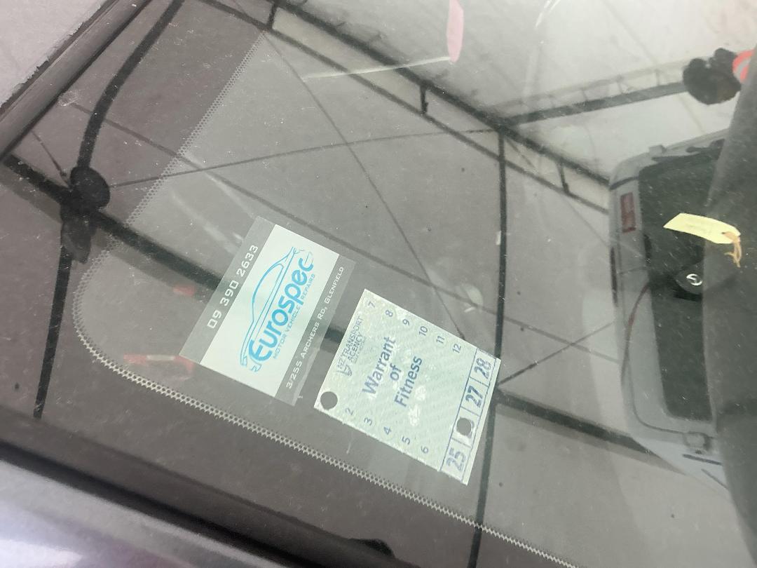 Photo '21' of Mazda Demio Photo '21' of Mazda Demio