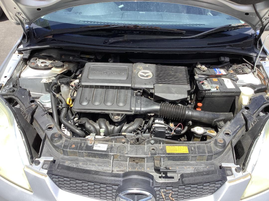 Photo '11' of Mazda Demio