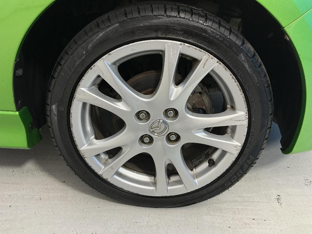 Photo '9' of Mazda Demio