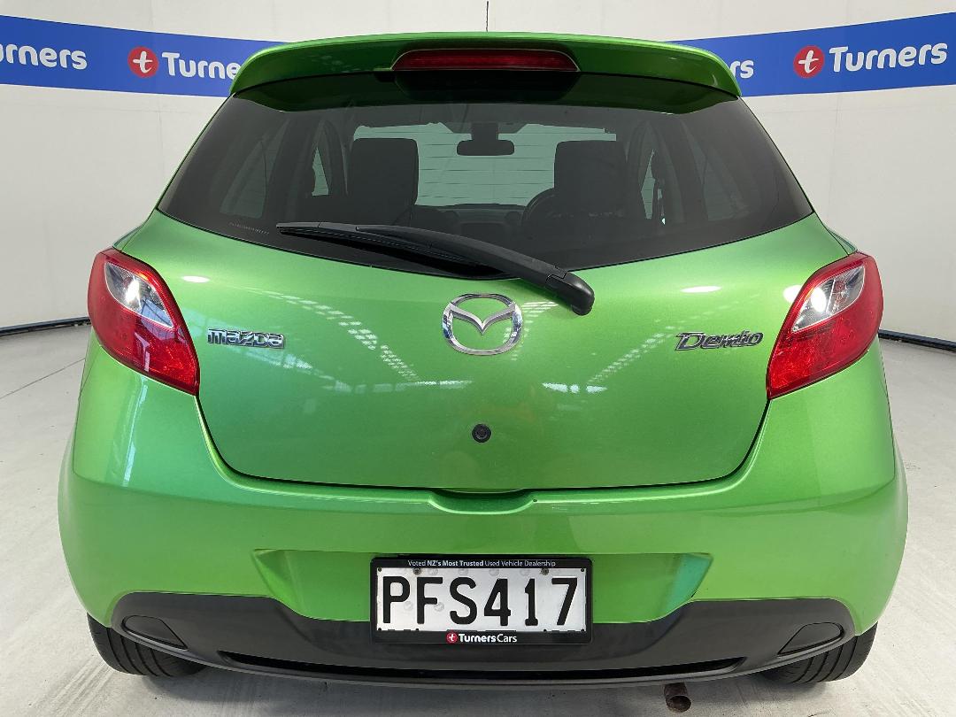 Photo '6' of Mazda Demio