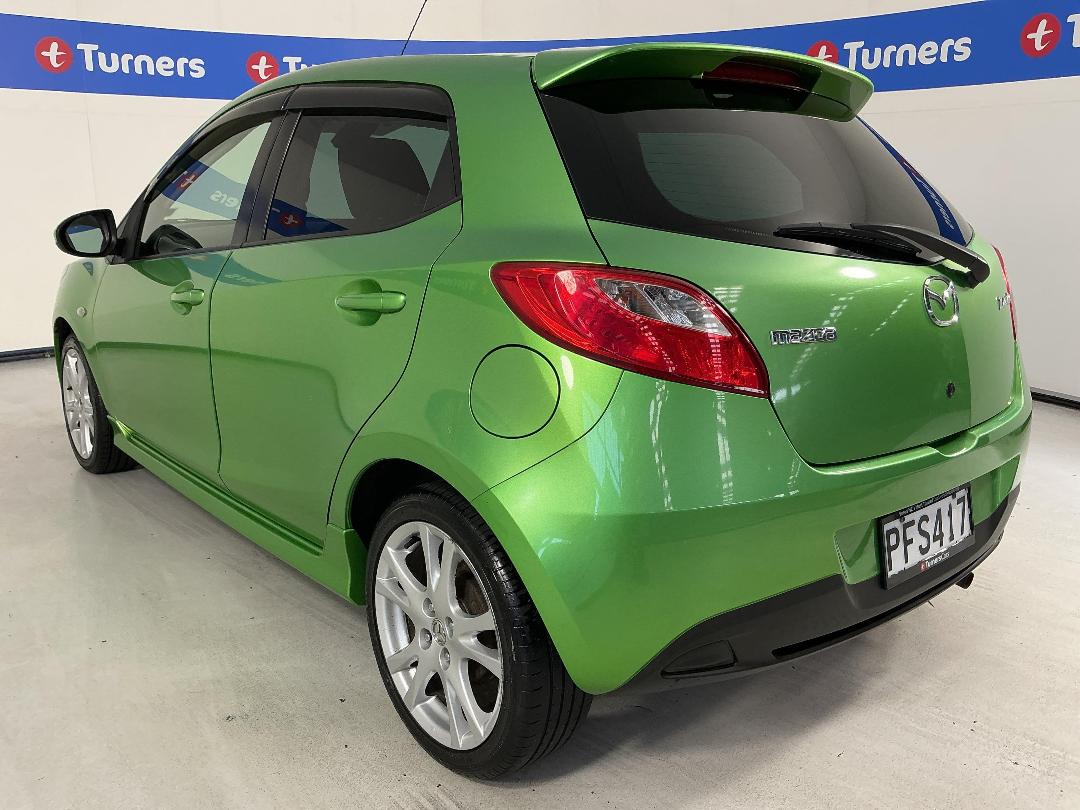 Photo '5' of Mazda Demio