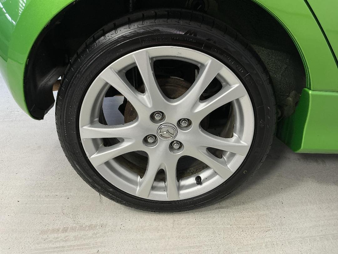 Photo '12' of Mazda Demio