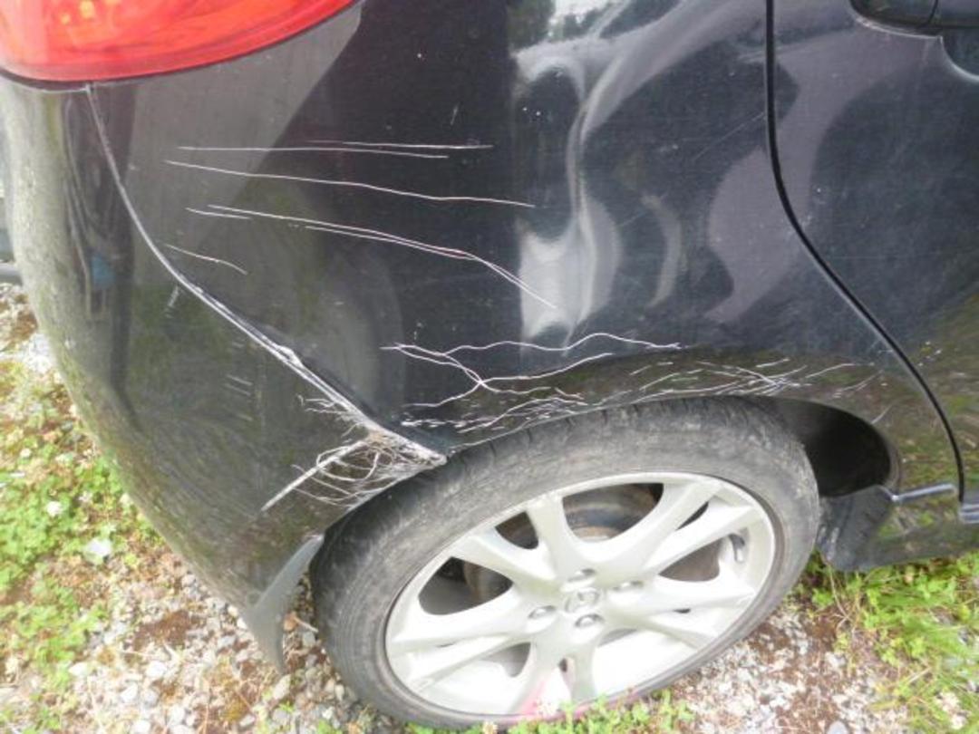 Photo '6' of Mazda Demio