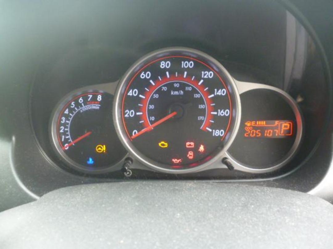 Photo '9' of Mazda Demio