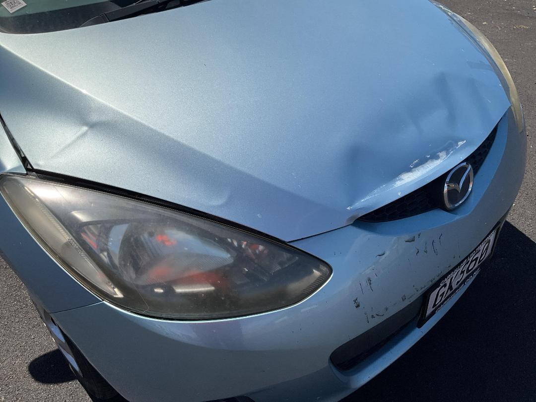 Photo '6' of Mazda Demio