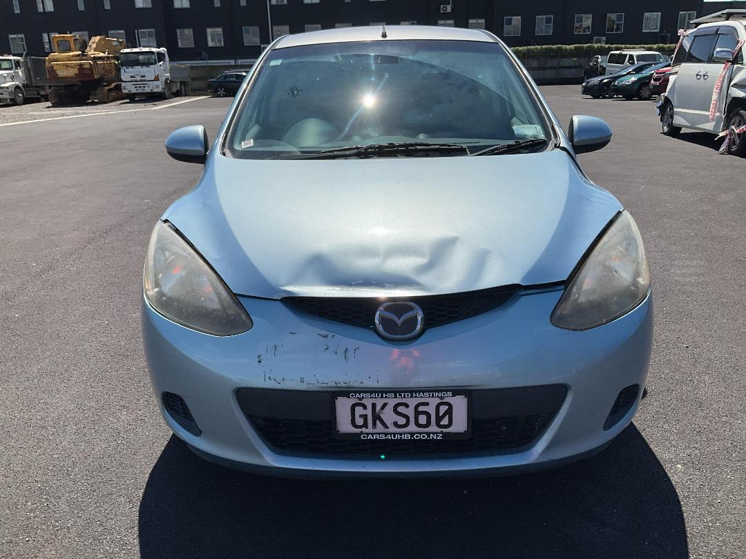 Photo '7' of Mazda Demio