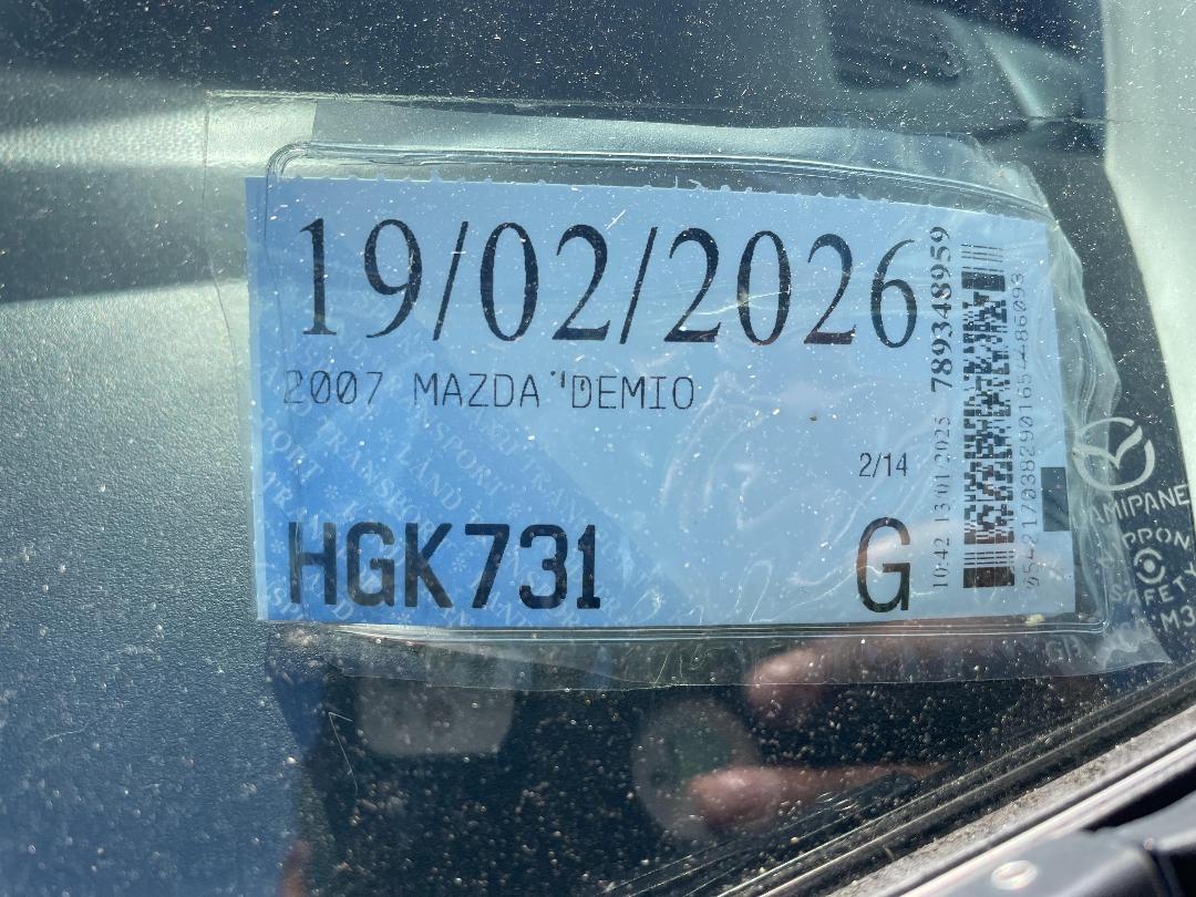 Photo '16' of Mazda Demio