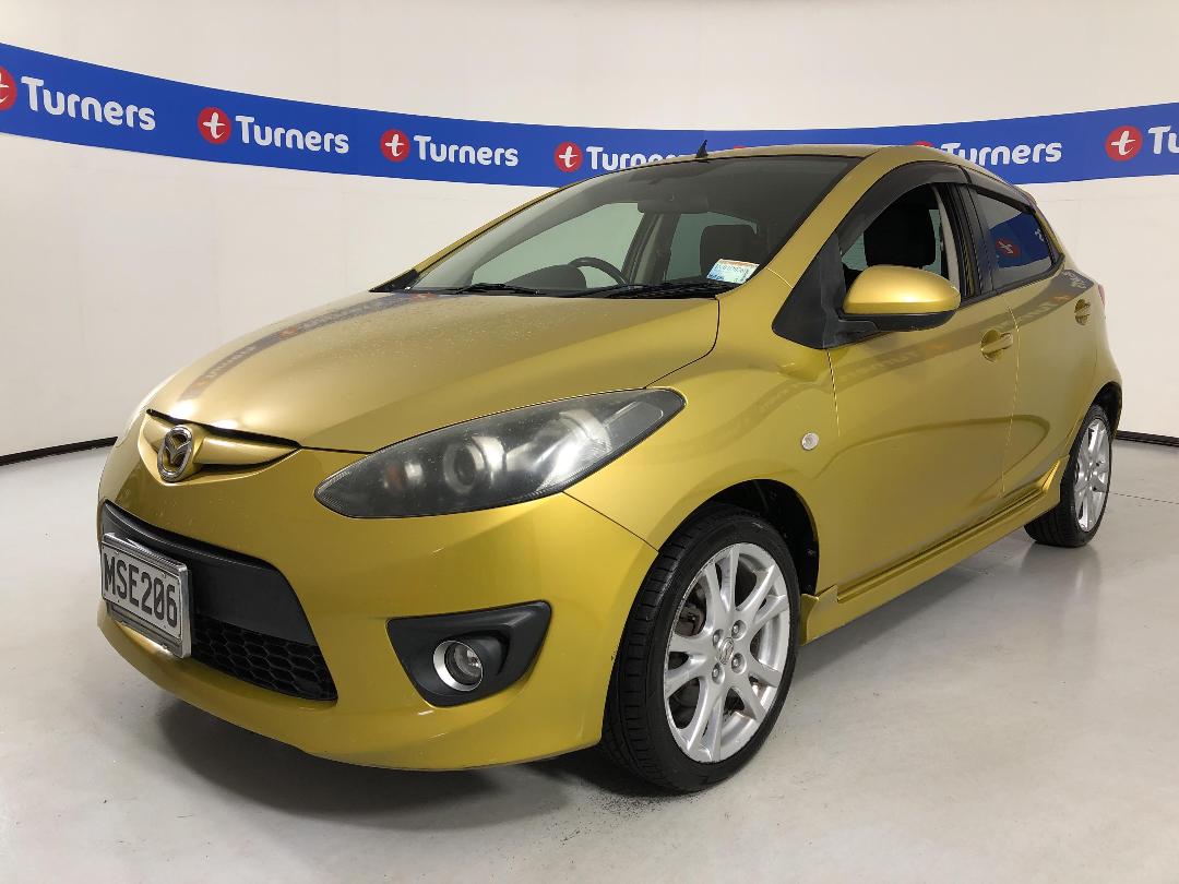 Photo '4' of Mazda Demio