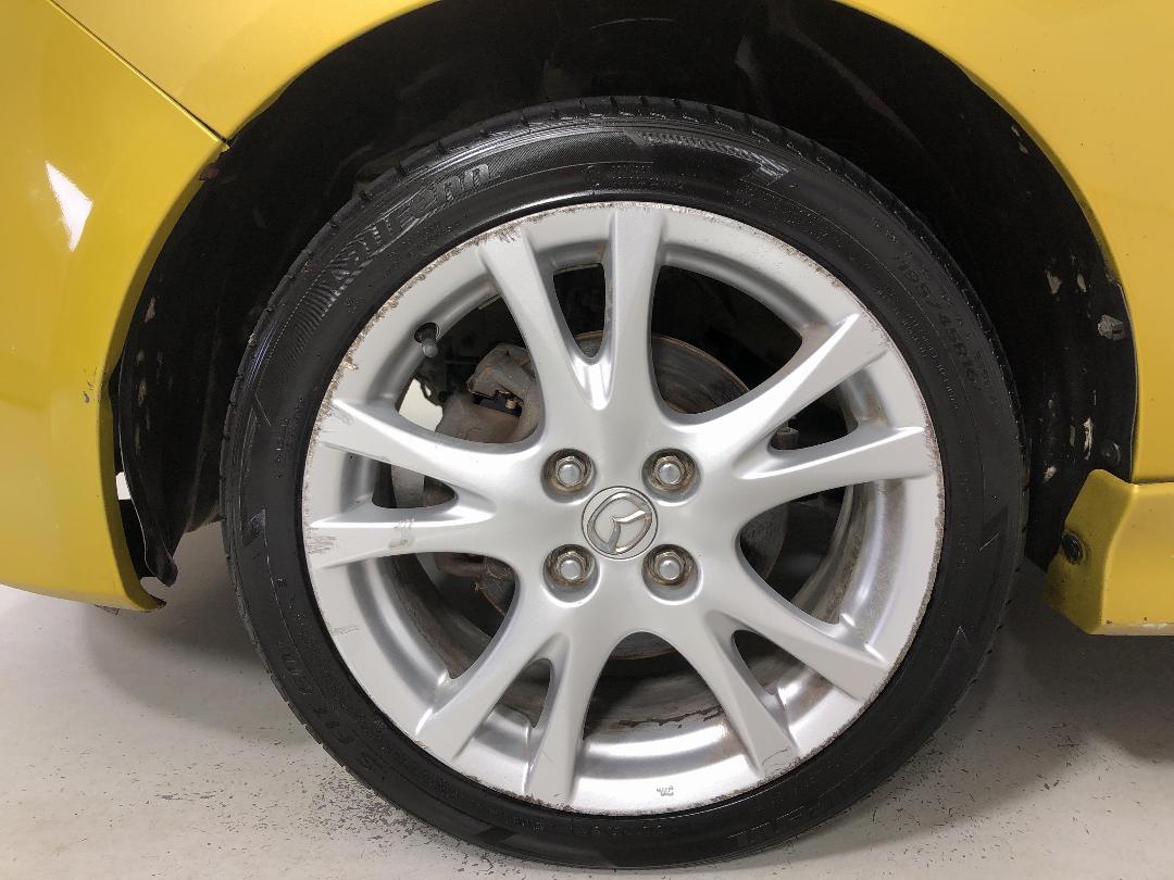 Photo '10' of Mazda Demio