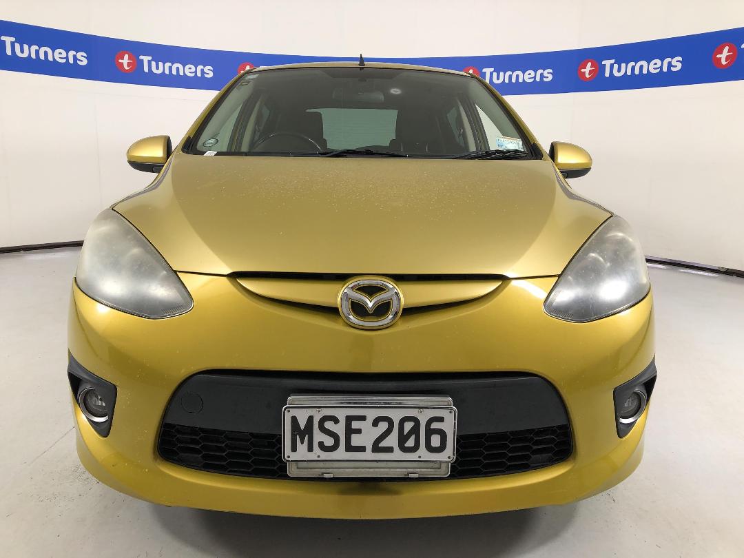 Photo '2' of Mazda Demio