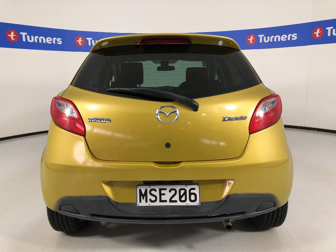 Photo '6' of Mazda Demio