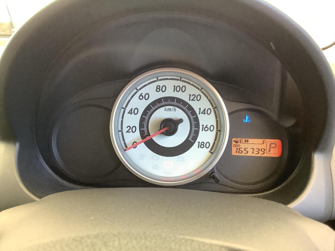 Photo '15' of Mazda Demio