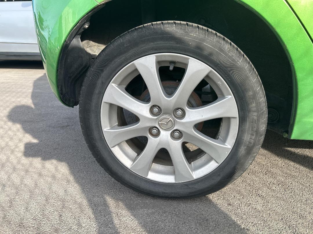 Photo '11' of Mazda Demio