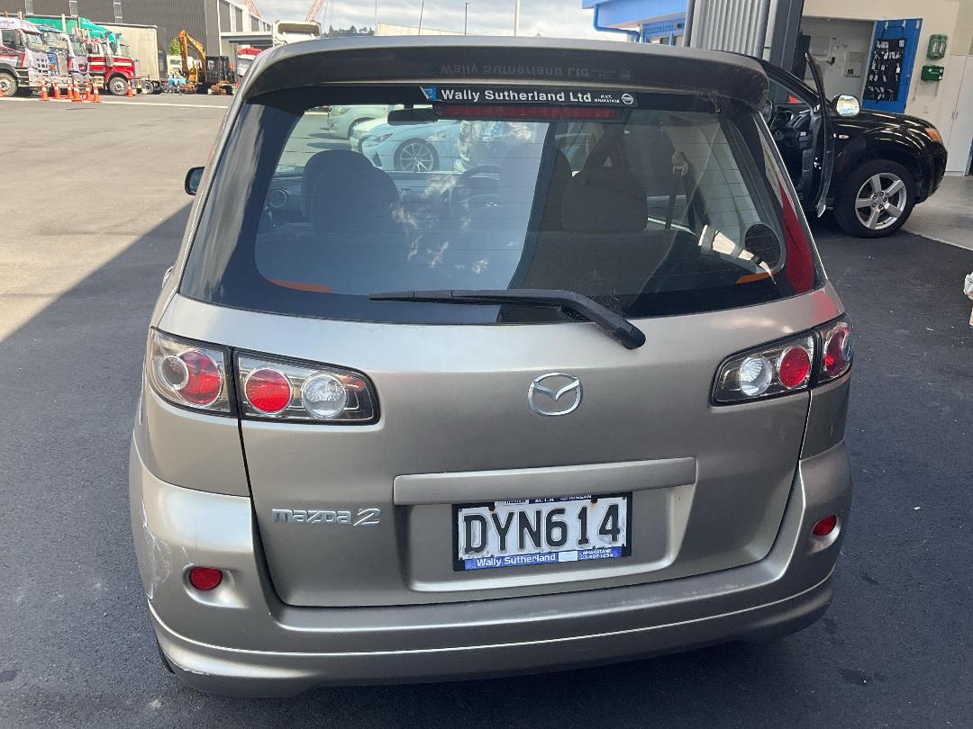 Photo '7' of Mazda Mazda2 Sport Photo '7' of Mazda Mazda2 Sport