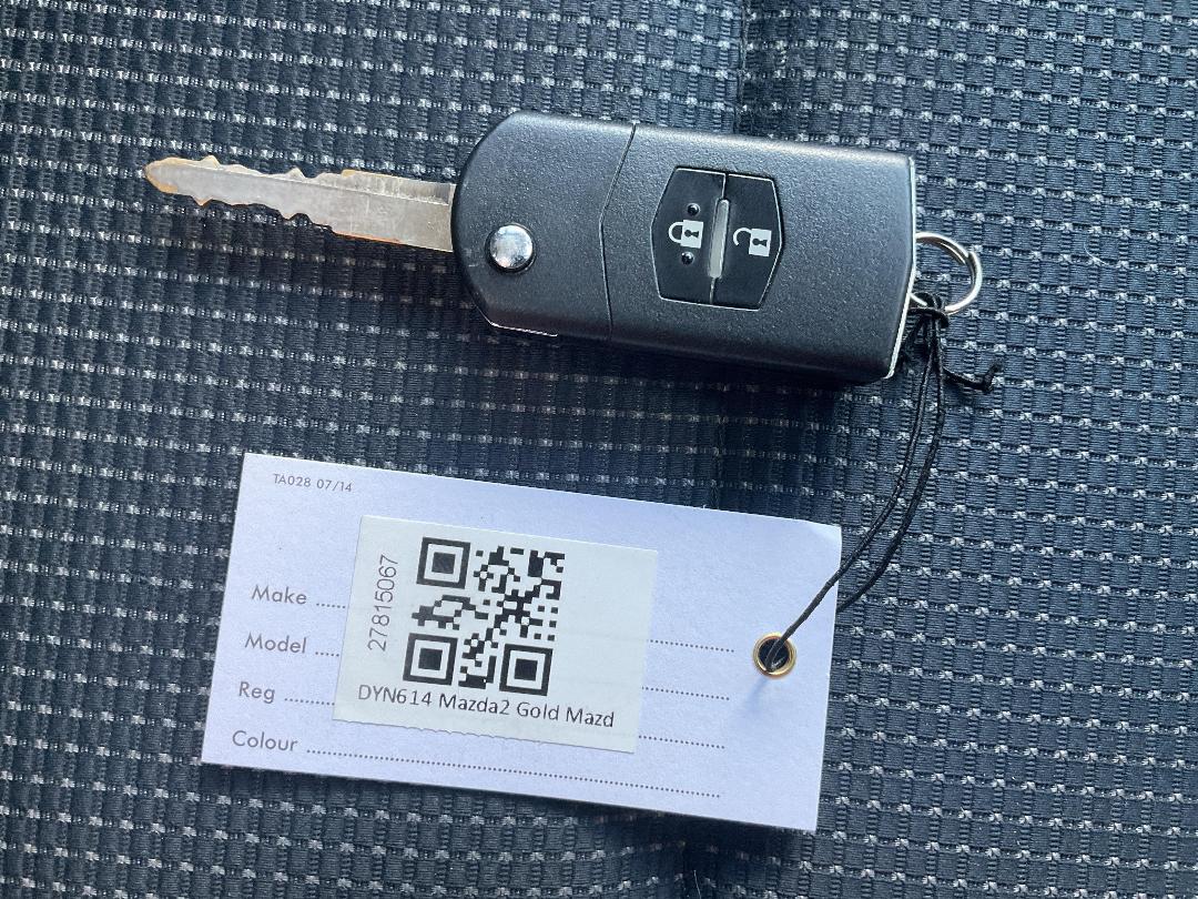 Photo '22' of Mazda Mazda2 Sport Photo '22' of Mazda Mazda2 Sport