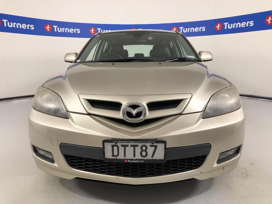 Photo '2' of Mazda Mazda3