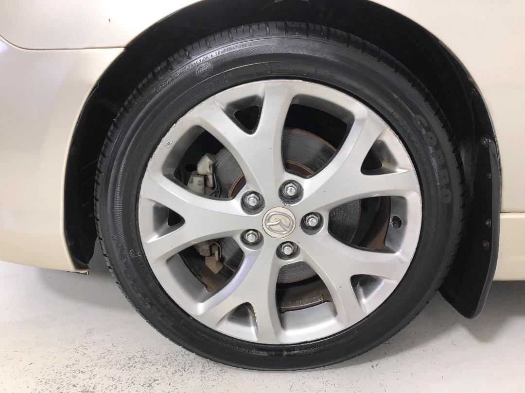 Photo '10' of Mazda Mazda3